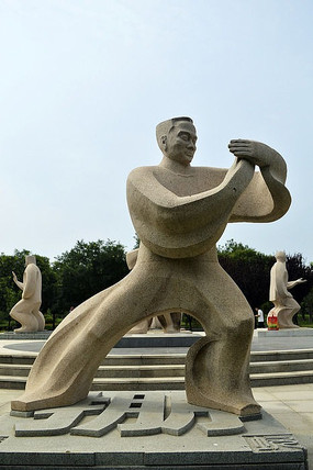凝固的流動(dòng) 雕塑太極拳，雕塑一種東方哲思